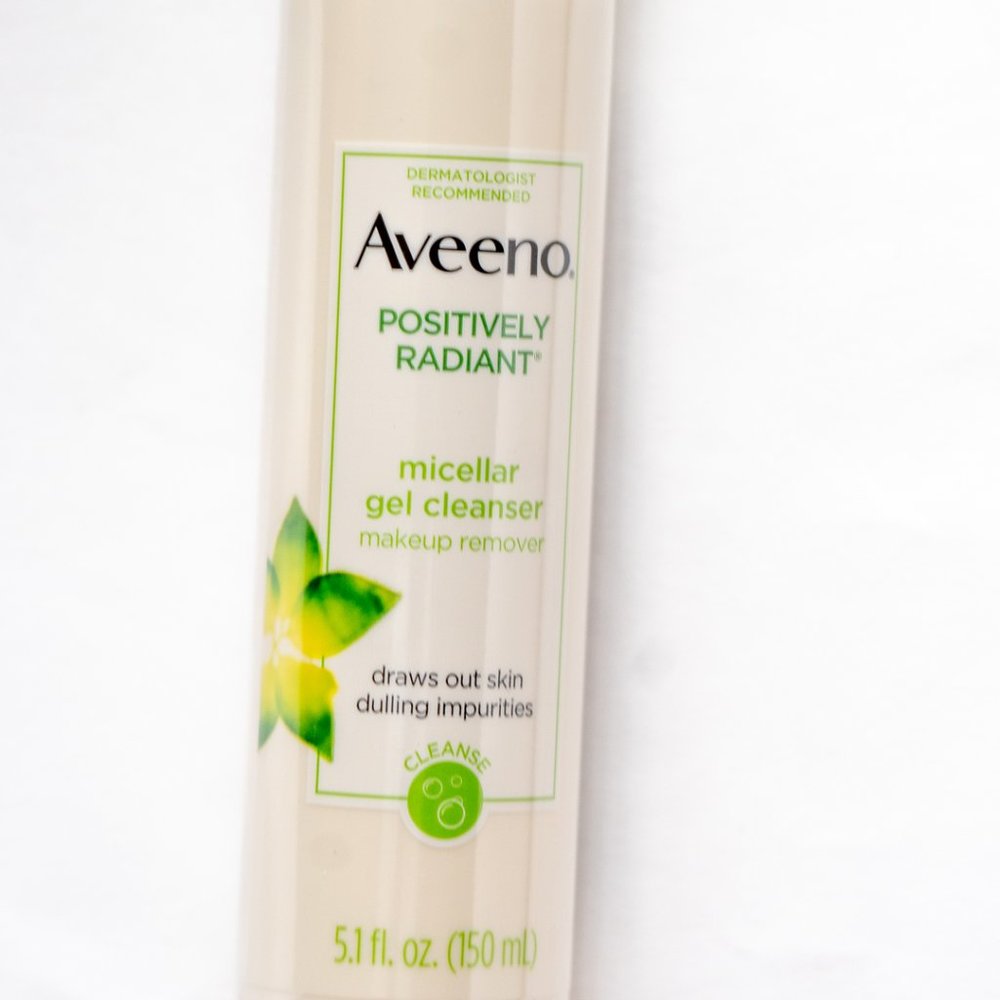 Aveeno Micellar Gel Cleanser